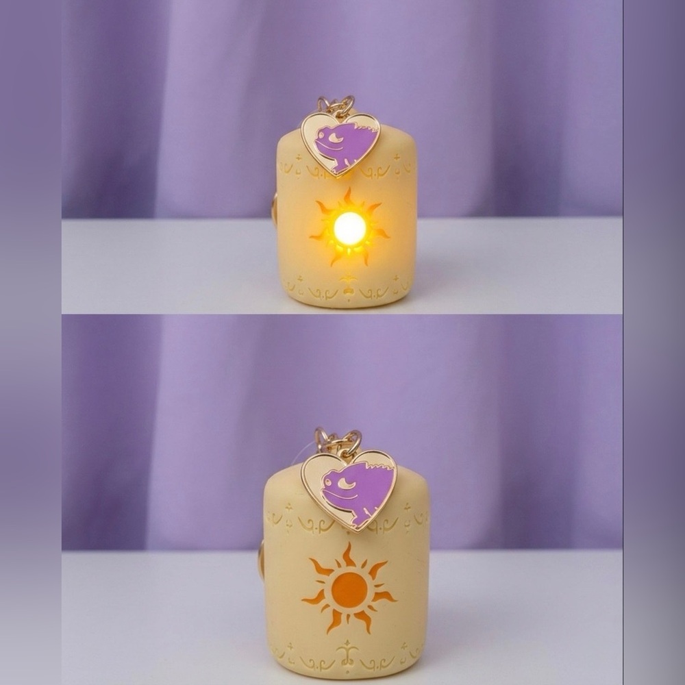 Disney Princess Limited Edition. Rapunzel Light-up Lantern PocketBac Holder.